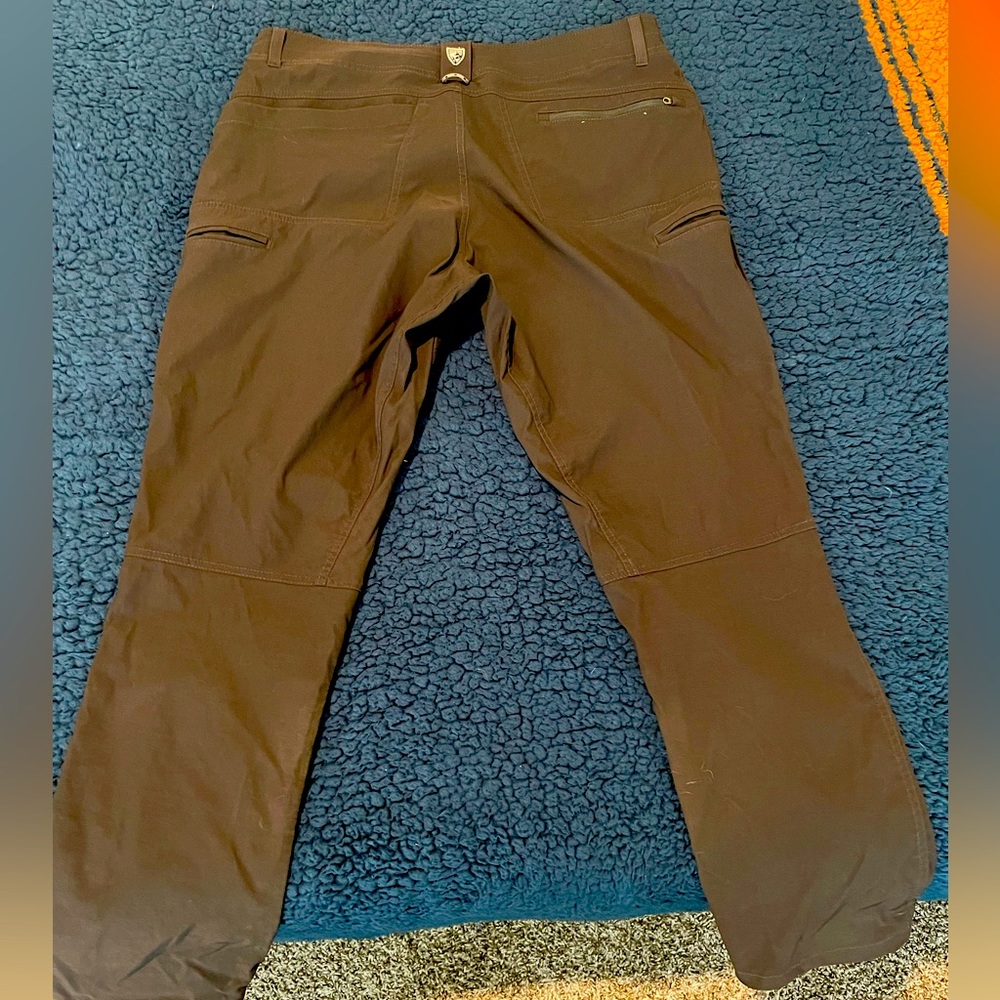 Kuhl renagade pants in size 38x32